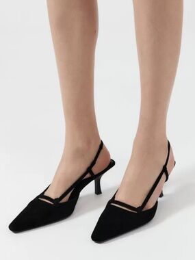 St. Agni Black Pointed Slingback Kitten Heels 38 NWOT